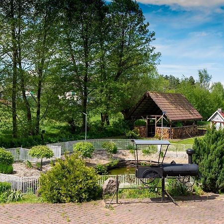 Bed and Breakfast Pensjonat Agroturystyczny Pod Modrzewiem Florczaki Екстер'єр фото