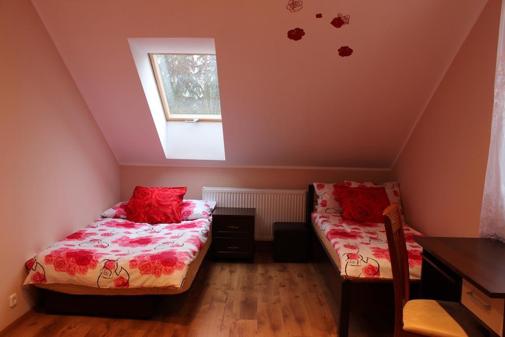 Bed and Breakfast Pensjonat Agroturystyczny Pod Modrzewiem Florczaki Екстер'єр фото