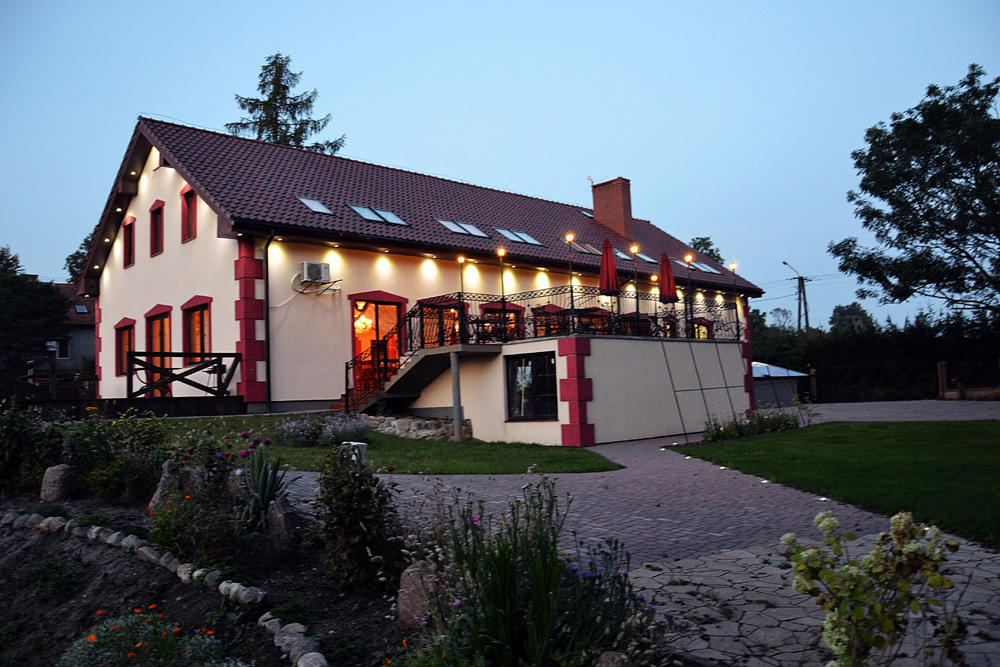 Bed and Breakfast Pensjonat Agroturystyczny Pod Modrzewiem Florczaki Екстер'єр фото
